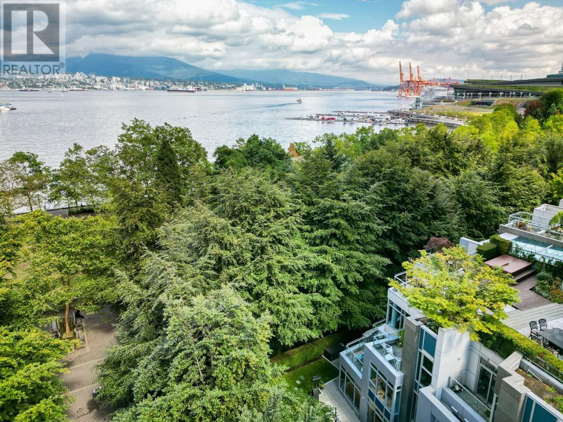 TH22-1281 West Cordova Street, Vancouver, BC, V6C 3R5