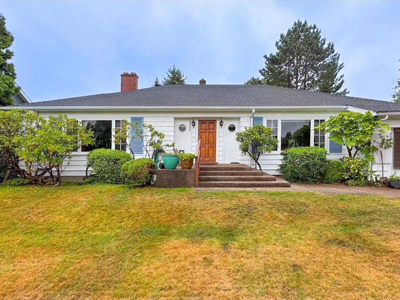 5662 Mcmaster Road, Vancouver BC V6T 1J8