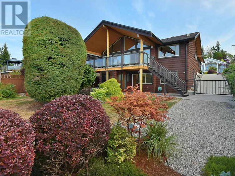 6371 Samron Road, Sechelt, BC, V7Z 0N6