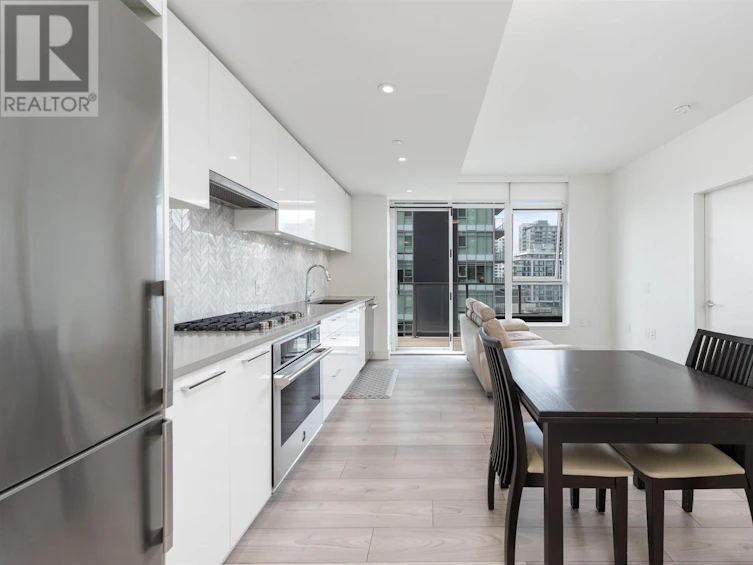 808-3581 East Kent Avenue North, Vancouver, BC, V5S 0H6