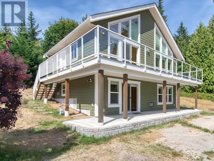 758 Highland Road, Gibsons, BC, V0N 2W5