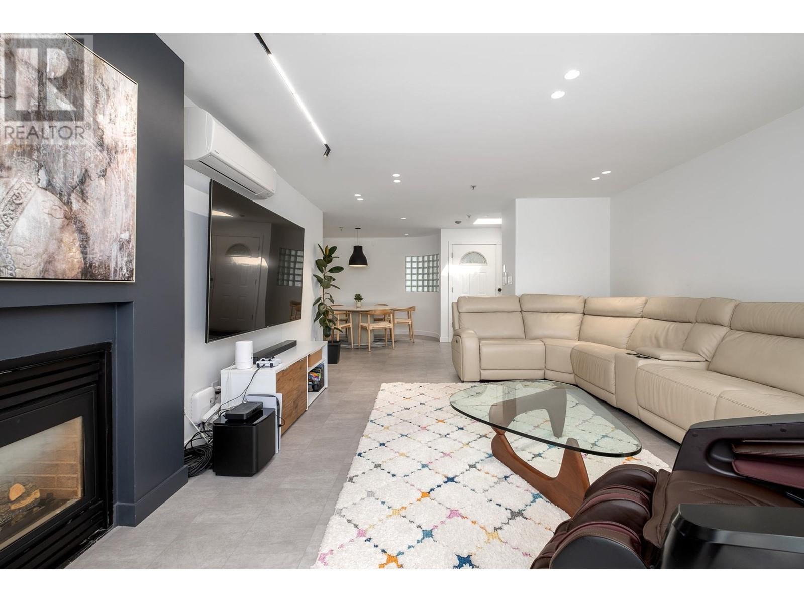 405-7680 Columbia Street, Vancouver, BC, V5X 4S8