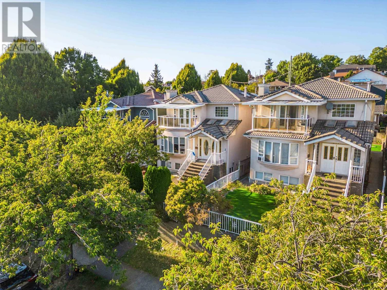 809 East 64th Avenue, Vancouver, BC, V5X 2N5