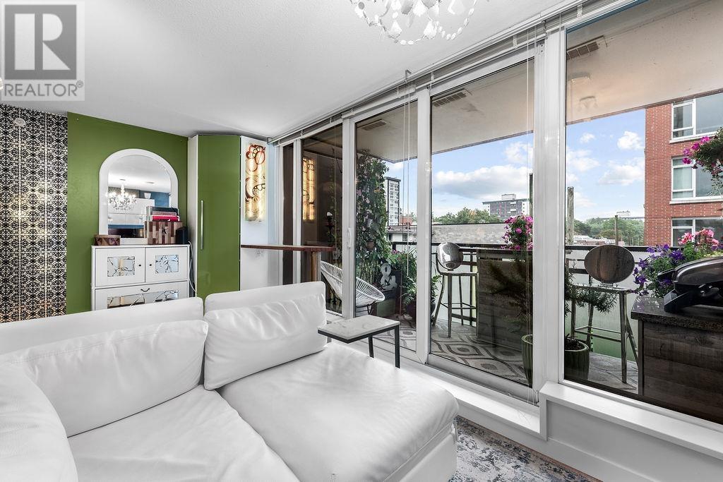 411-718 Main Street, Vancouver, BC, V6A 0B1