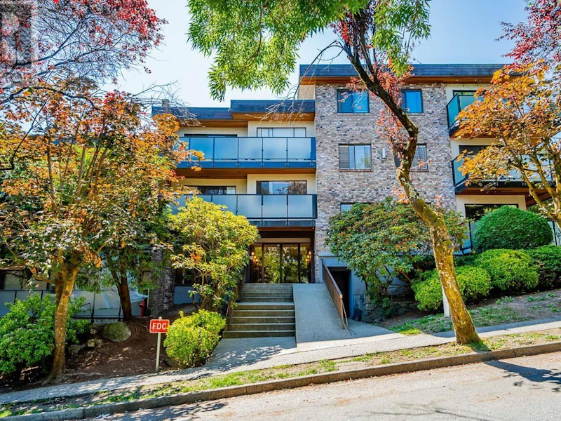 205 - 930 E 7th Avenue, Vancouver BC V5T 1P6