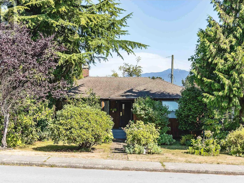 6275 Berwick Street, Burnaby BC V5H 1W3