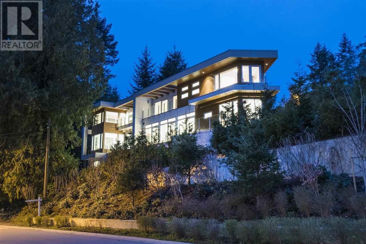 970 Duchess Avenue, West Vancouver, BC, V7T 1G9