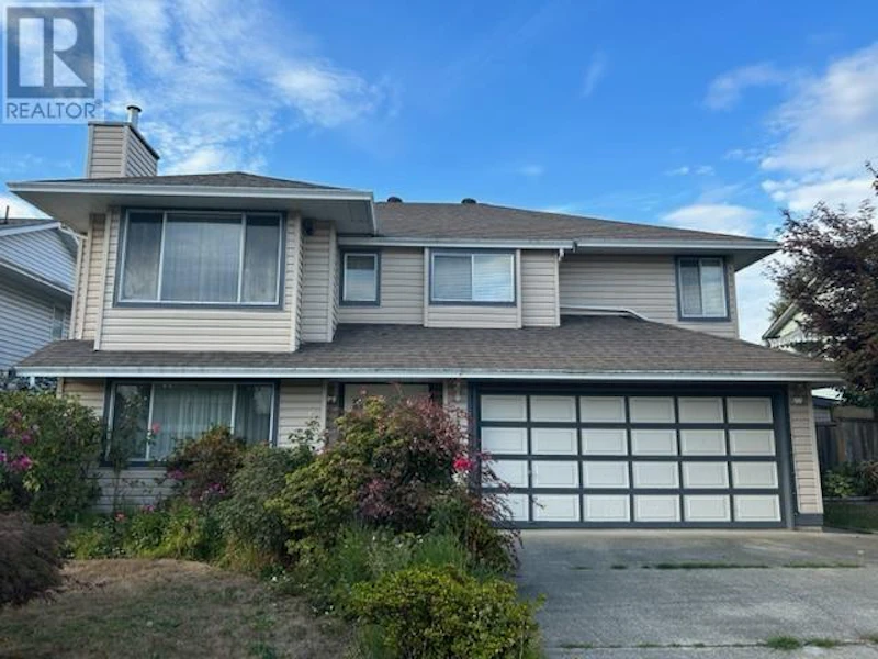 18853 121b Avenue, Pitt Meadows BC V3Y 2K7