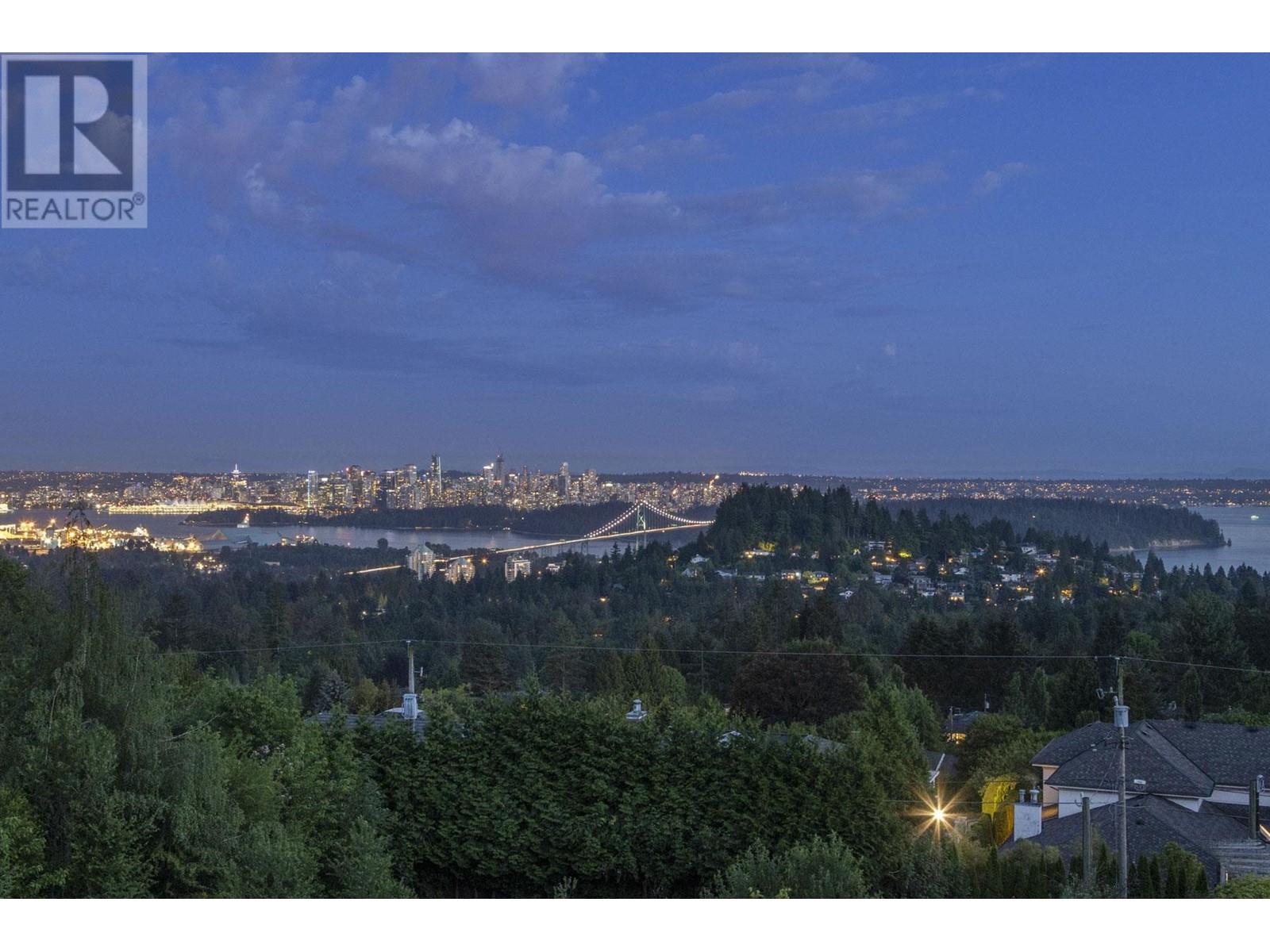 797 Eyremount Drive, West Vancouver, BC, V7S 2A3