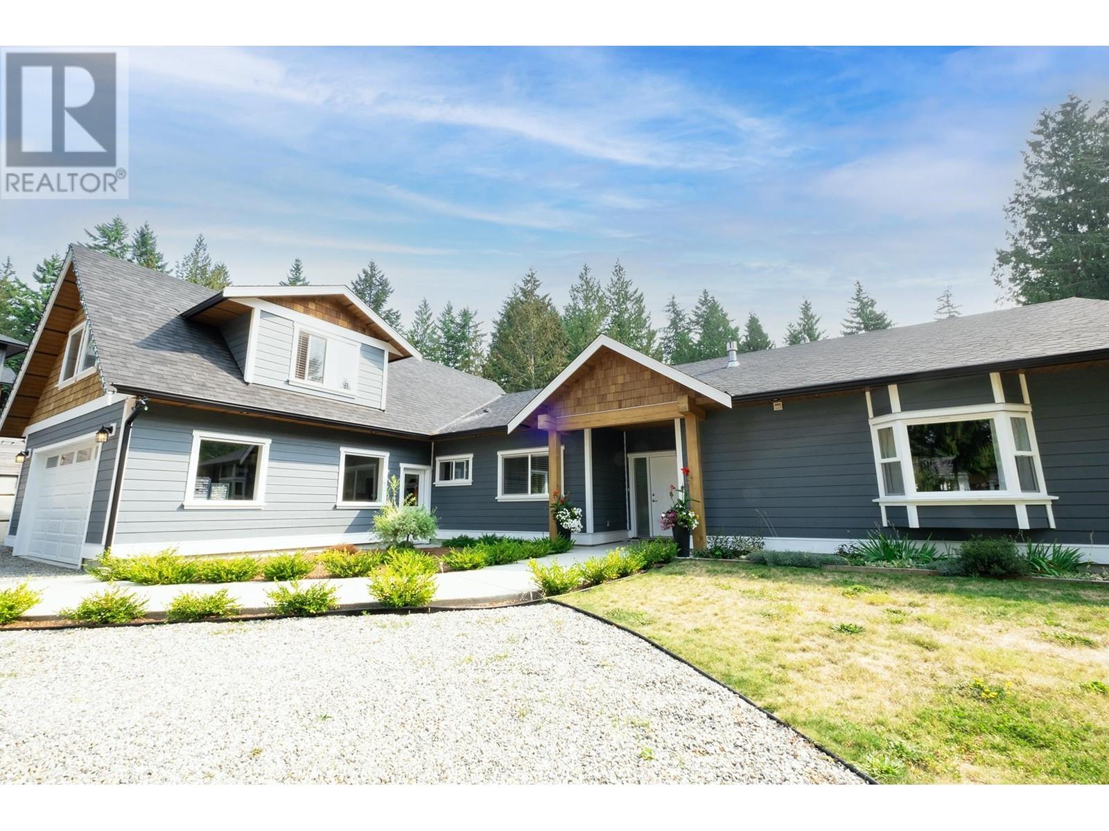 426 Solaz Place, Gibsons, BC, V0N 1V5
