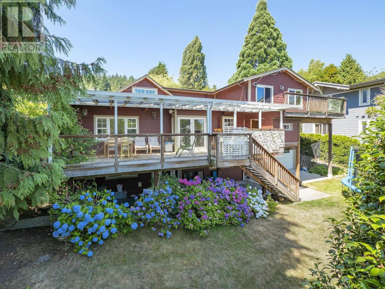 430 Aldersprings Road, Gibsons, BC, V0N 1V0