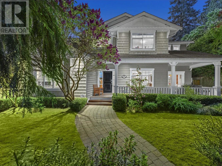 2187 Jefferson Avenue, West Vancouver, BC, V7V 2A6
