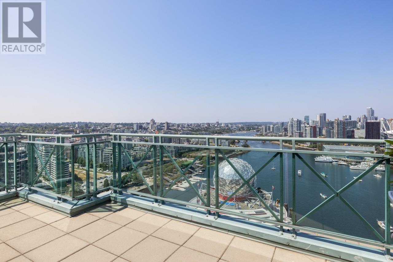 2901-1188 Quebec Street, Vancouver, BC, V6A 4B3