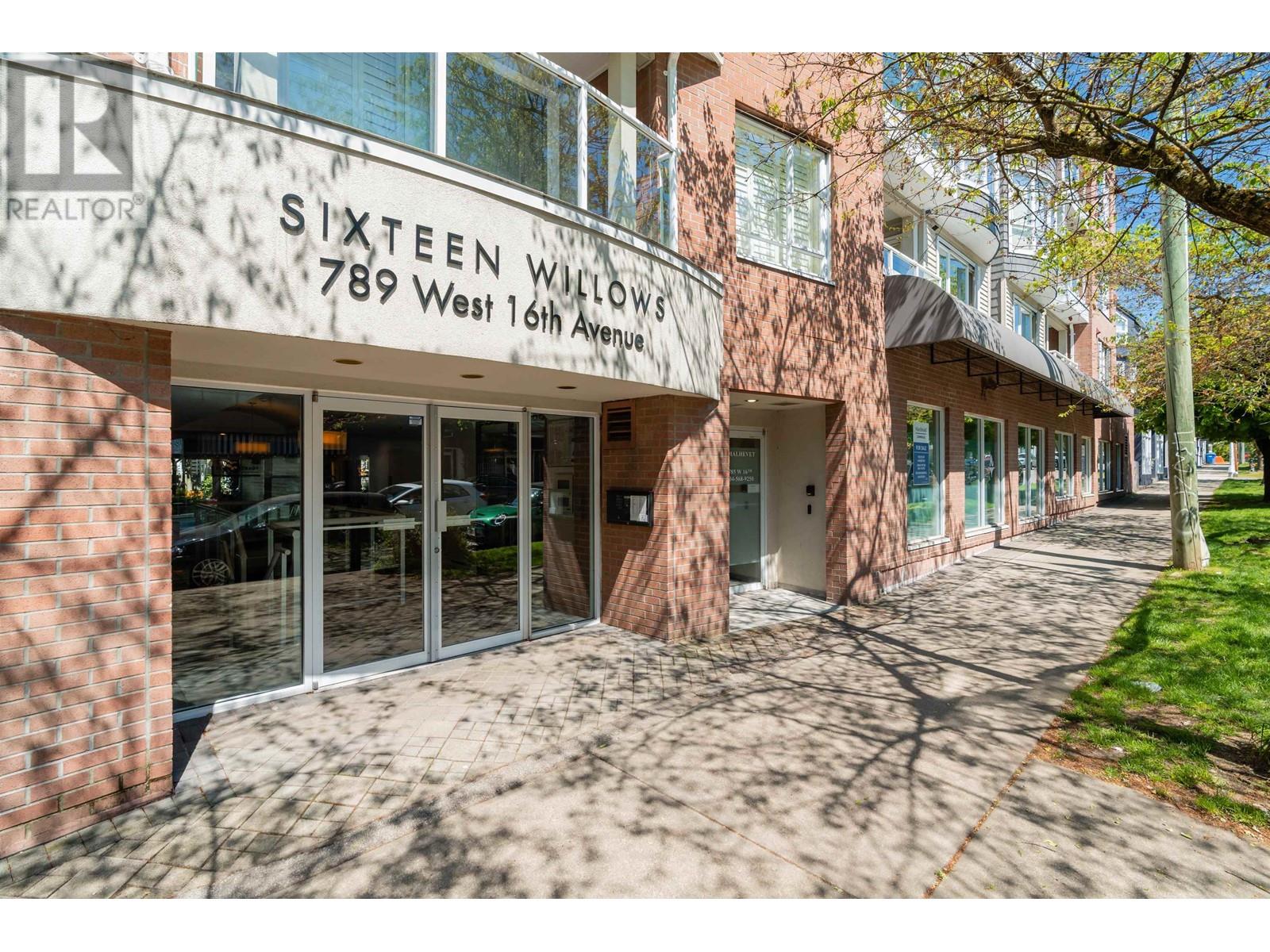 302-789 West 16th Avenue, Vancouver, BC, V5Z 1S8
