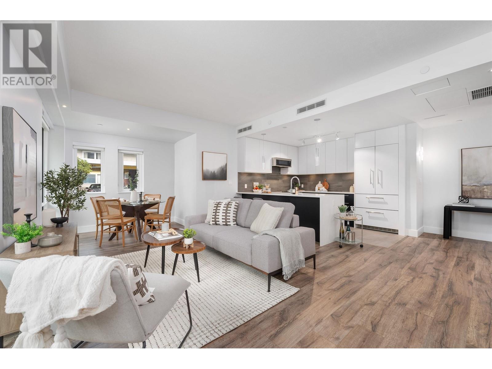 460 West 35th Avenue, Vancouver, BC, V5Z 2Z7