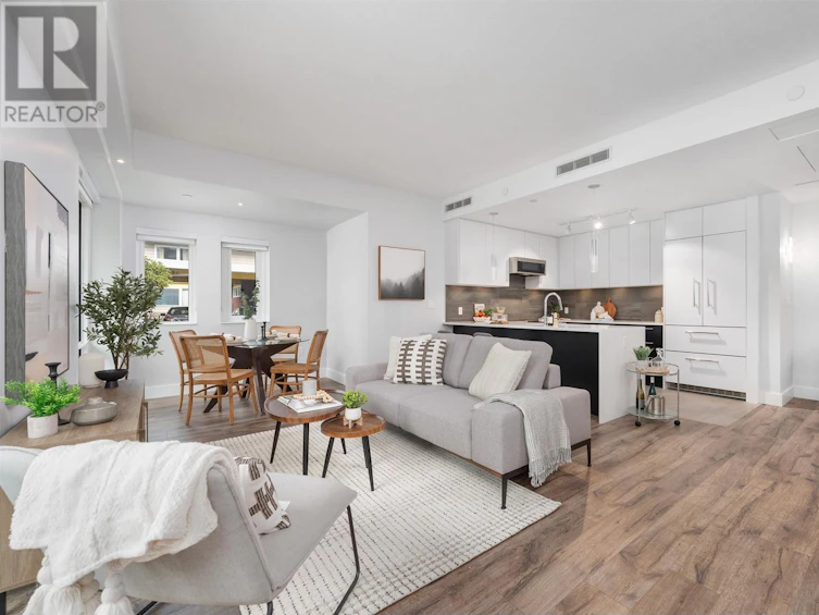 460 West 35th Avenue, Vancouver, BC, V5Z 2Z7