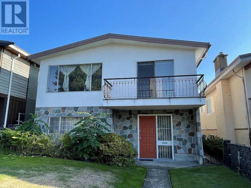 3470 Dundas Street, Vancouver BC V5K 1R8