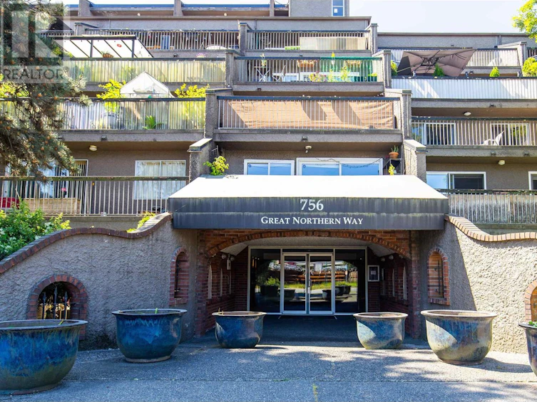 204-756 Great Northern Way, Vancouver, BC, V5T 1E4