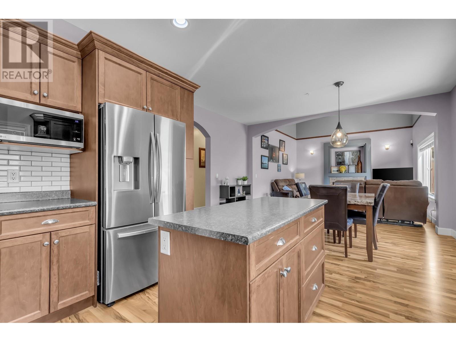 24678 103b Avenue, Maple Ridge, BC, V2W 0B1