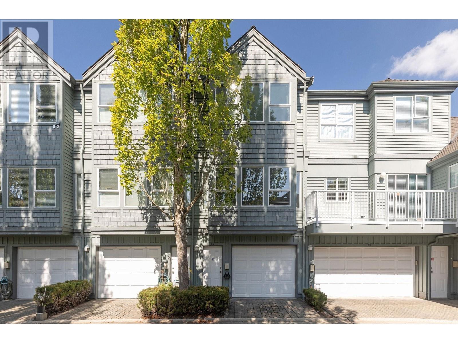 25-5820 Dover Crescent, Richmond, BC, V7C 5P3