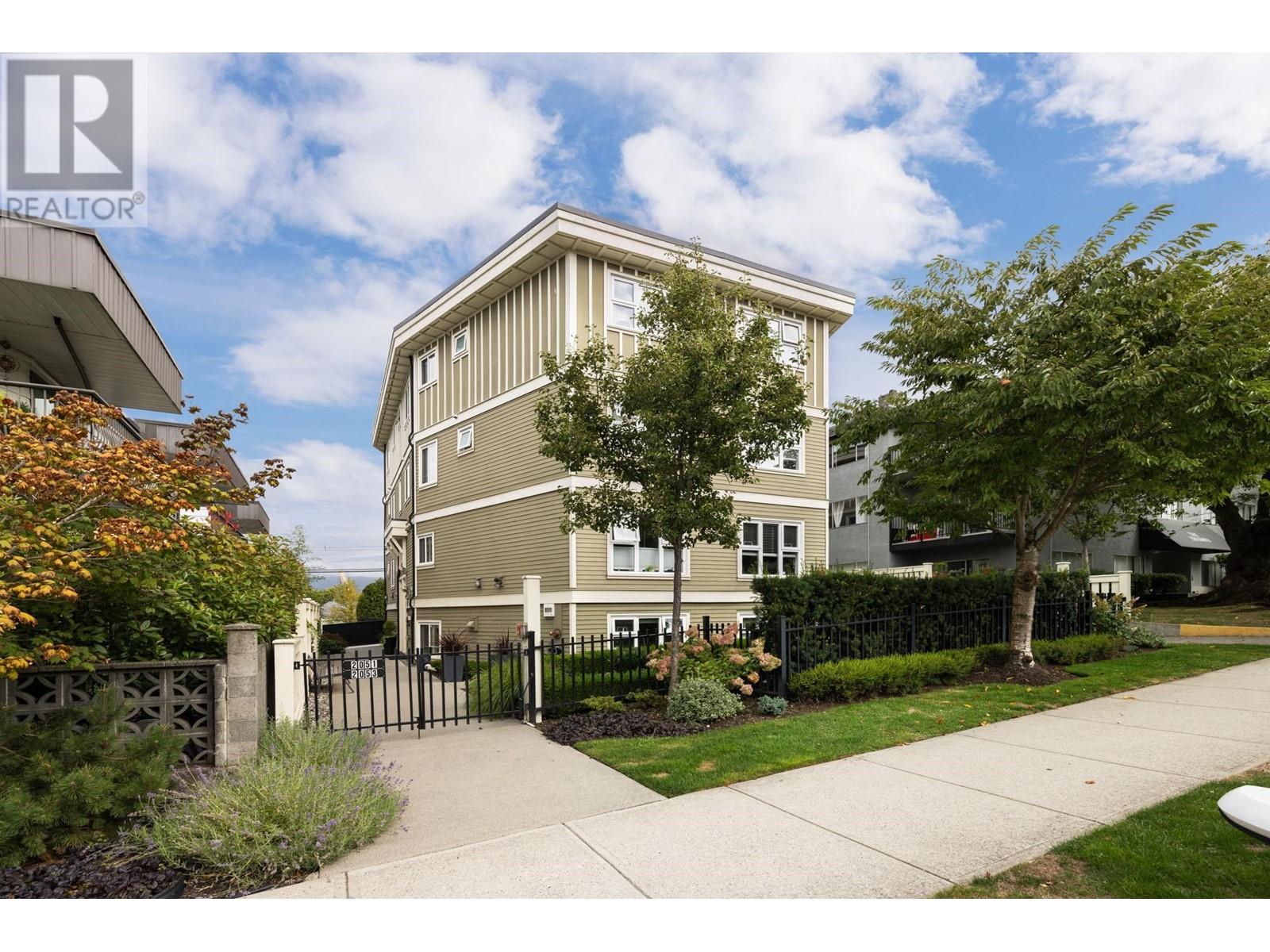 2051 Triumph Street, Vancouver, BC, V5L 1K7