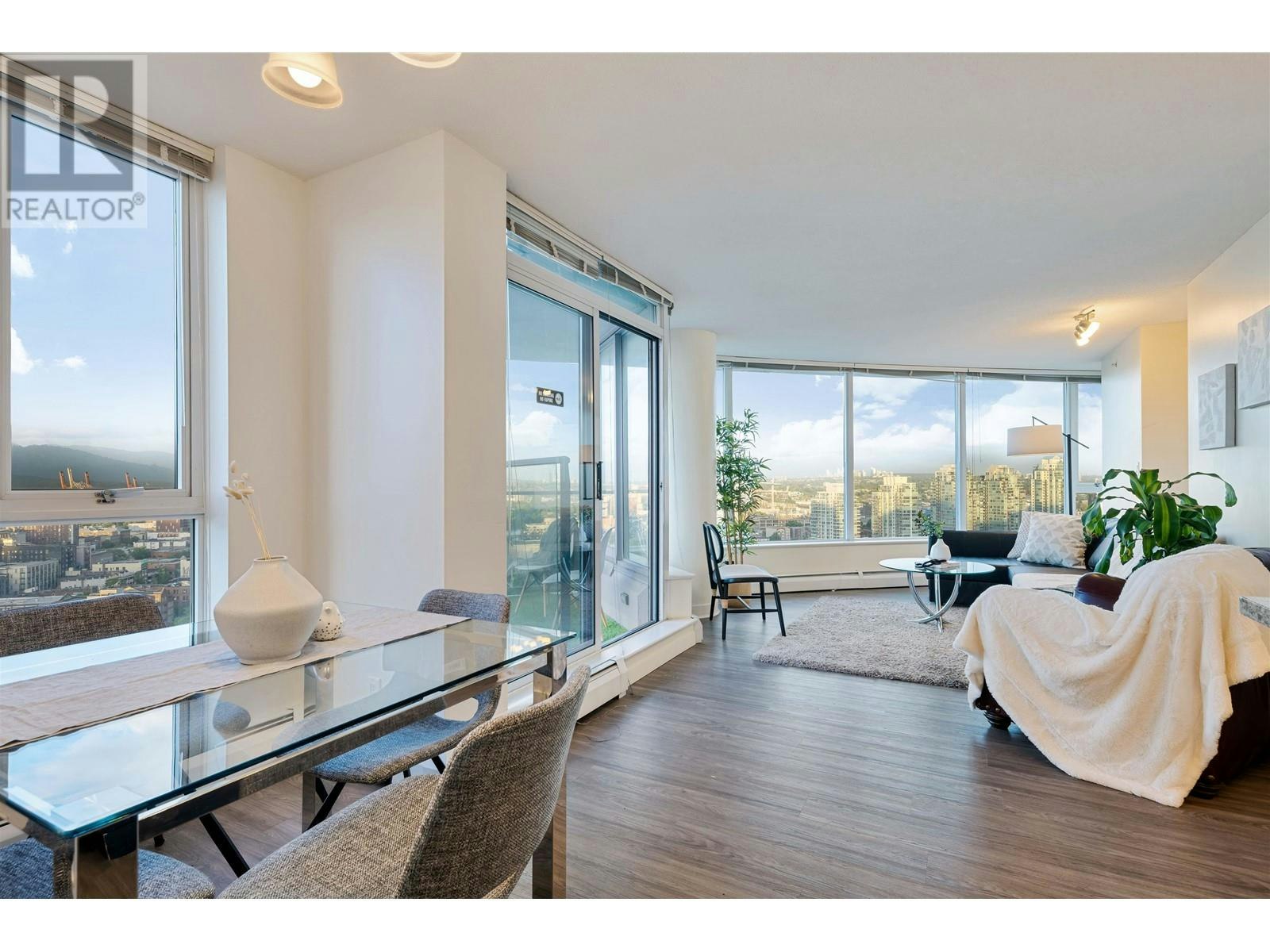 2908-688 Abbott Street, Vancouver, BC, V6B 0B9