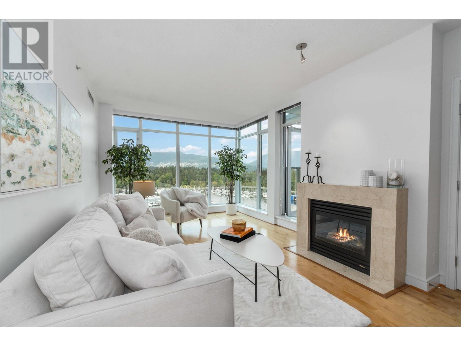 1702-1650 Bayshore Drive, Vancouver, BC, V6G 3K2