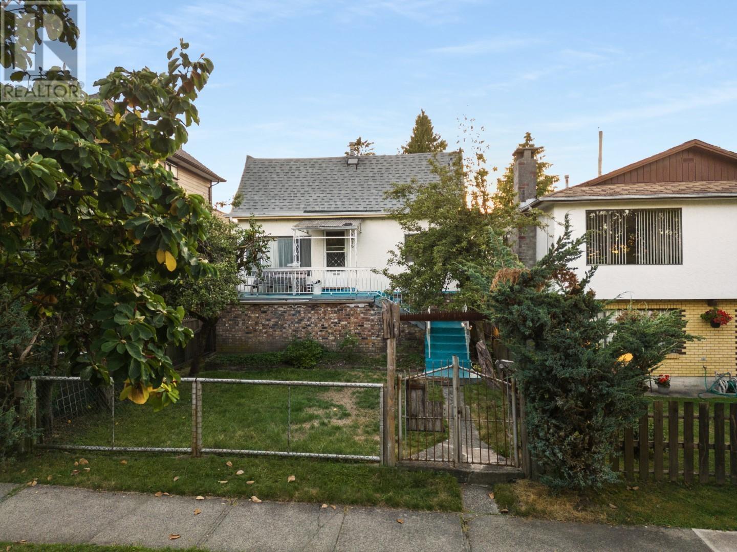 4615 Inverness Street, Vancouver, BC, V5V 4X3