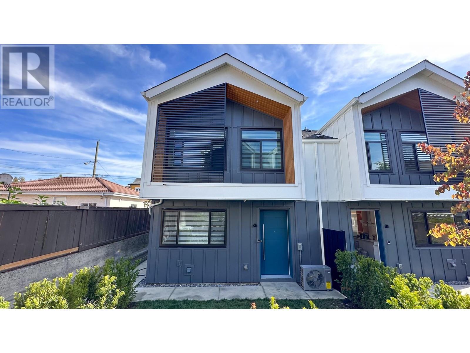 2346 East 40th Avenue, Vancouver, BC, V5R 2V7