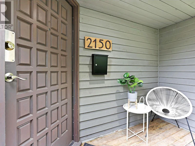 2150 W 6th Avenue, Vancouver BC V6K 1V6