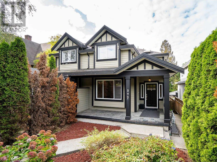 377 East 5th Street, North Vancouver, BC, V7L 1M1