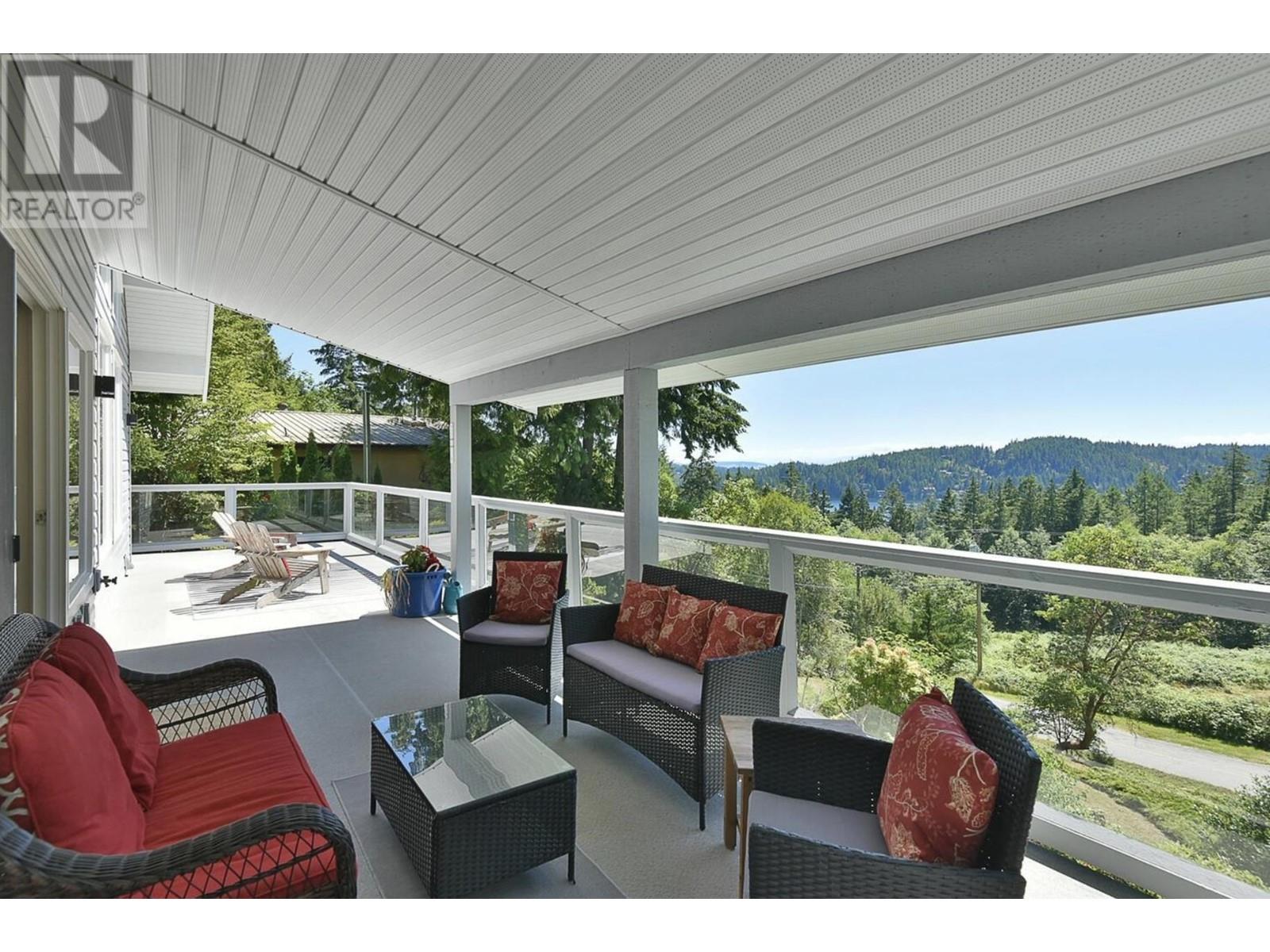 4683 Hotel Lake Road, Pender Harbour Egmont, BC, V0N 1S1