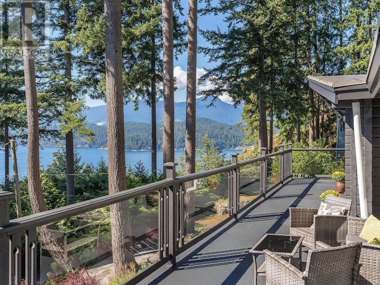 983 Privateer Road, Bowen Island, BC, V0N 1G2
