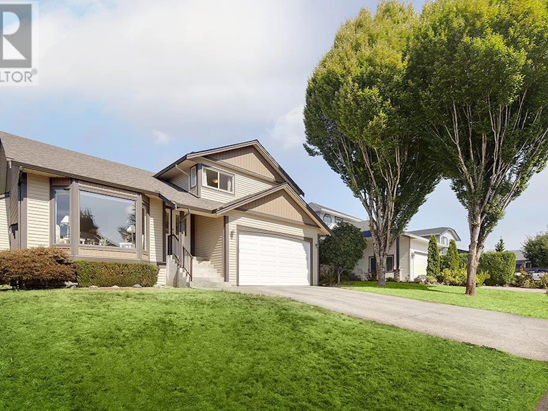 20245 121st Avenue, Maple Ridge BC V2X 9P1