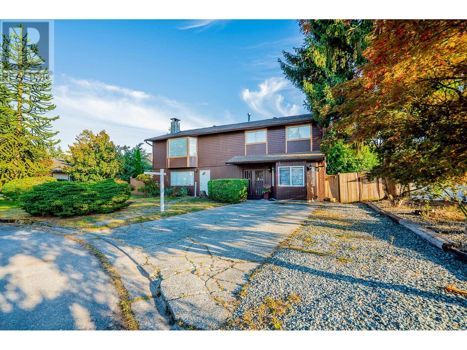 22970 Gilley Avenue, Maple Ridge, BC, V2X 7Y1