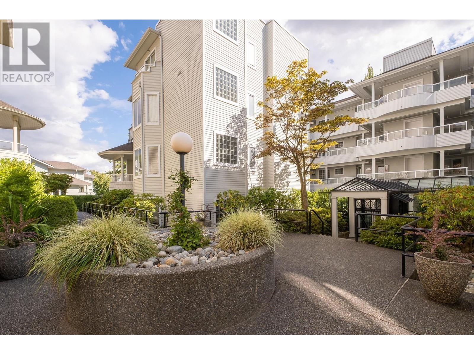 405-7680 Columbia Street, Vancouver, BC, V5X 4S8
