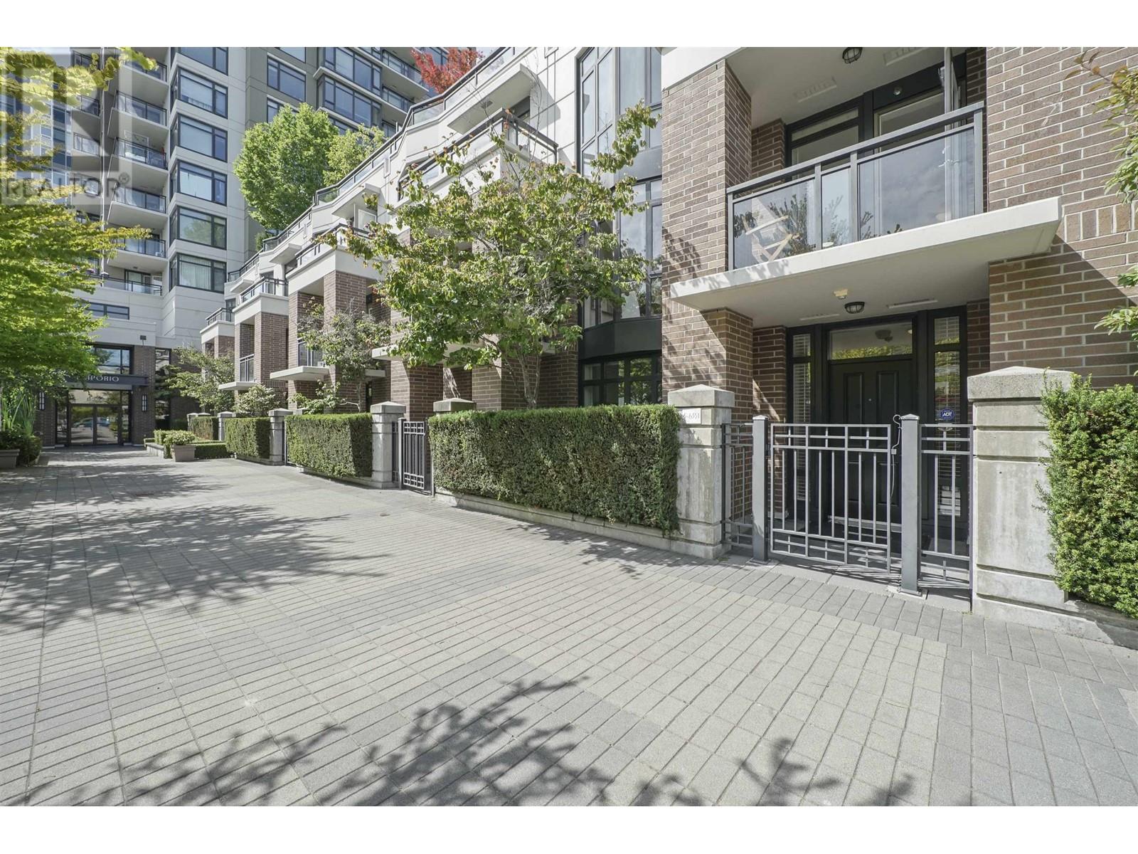 5-6351 Buswell Street, Richmond, BC, V6Y 0A4