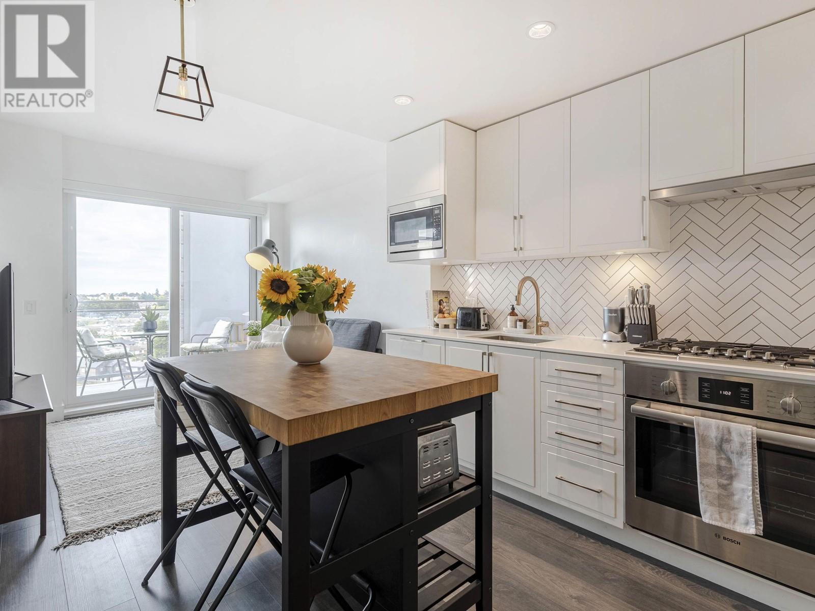 905-2435 Kingsway, Vancouver, BC, V5X 3S7