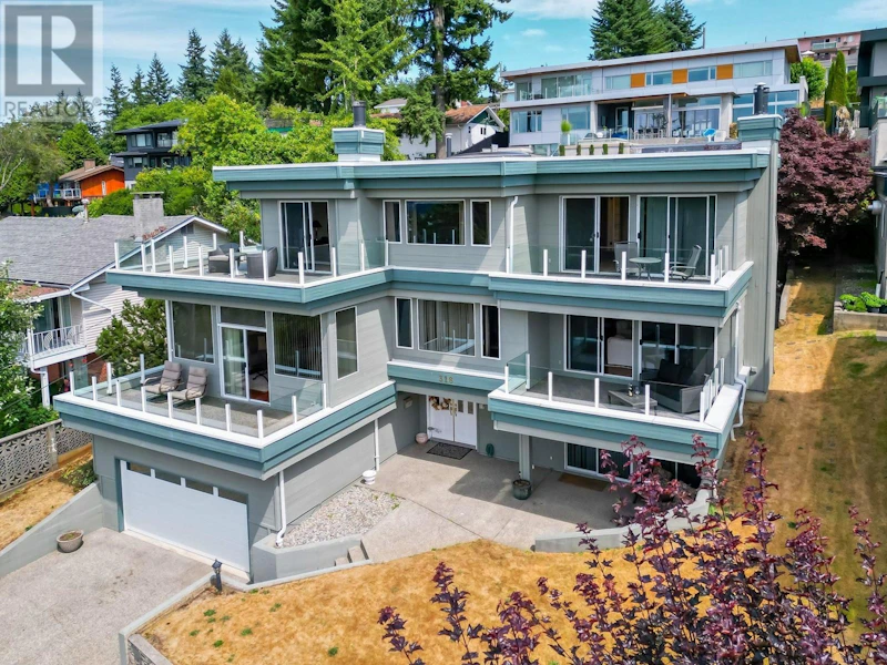 318 N Hythe Avenue, Burnaby BC V5B 1G5