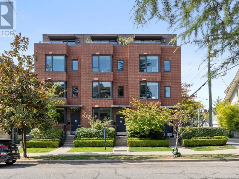 1957 Collingwood Street, Vancouver BC V6R 3K6