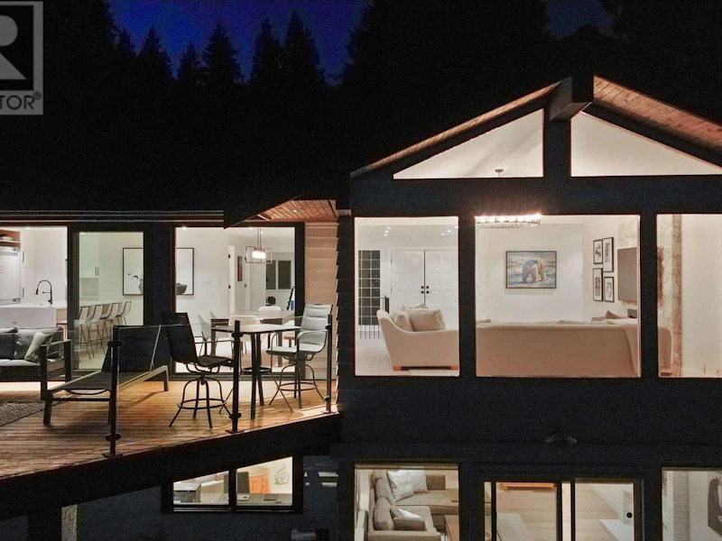 1315 Ottawa Avenue, West Vancouver BC V7T 2H6