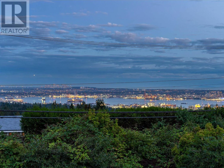 875 Eyremount Drive, West Vancouver, BC, V7S 2B2
