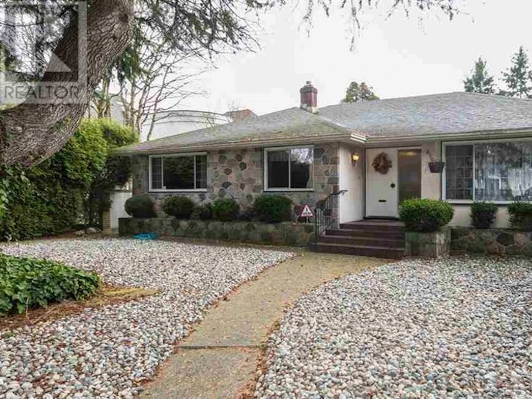 2176 West 57th Avenue, Vancouver, BC, V6P 1V4