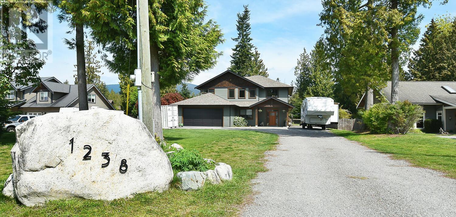 1238 Grandview Road, Gibsons, BC, V0N 1V3