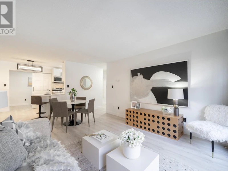 114 - 170 E 3rd Street, North Vancouver BC