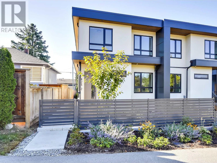 423 West Keith Road, North Vancouver, BC, V7M 1M2