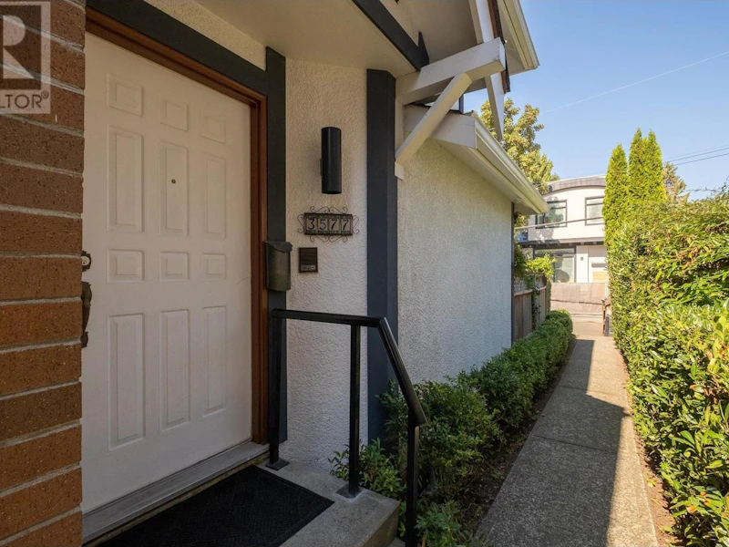 3577 W 1st Avenue, Vancouver BC V6R 1G9