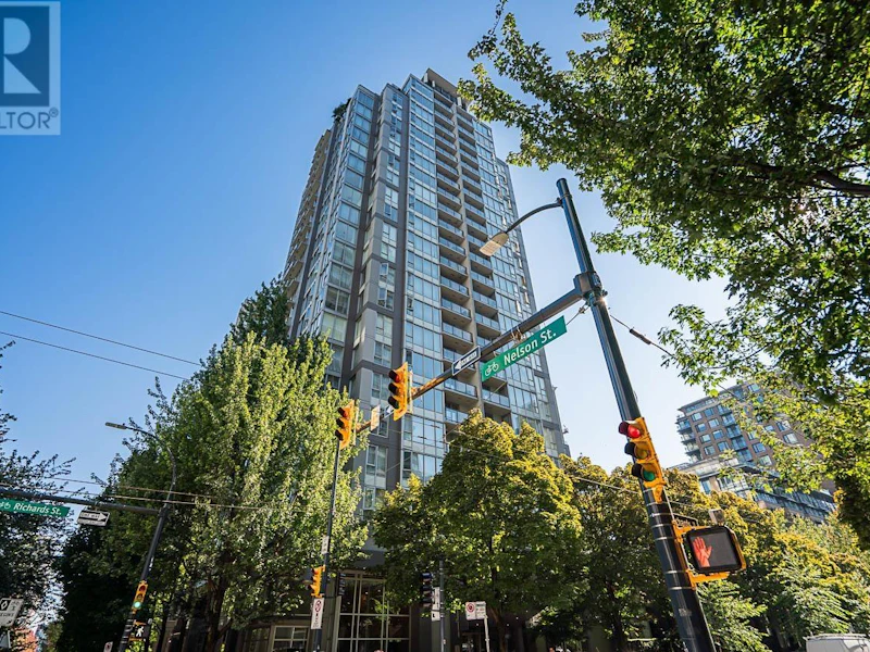 902 - 1010 Richards Street, Vancouver BC V6B 1G2