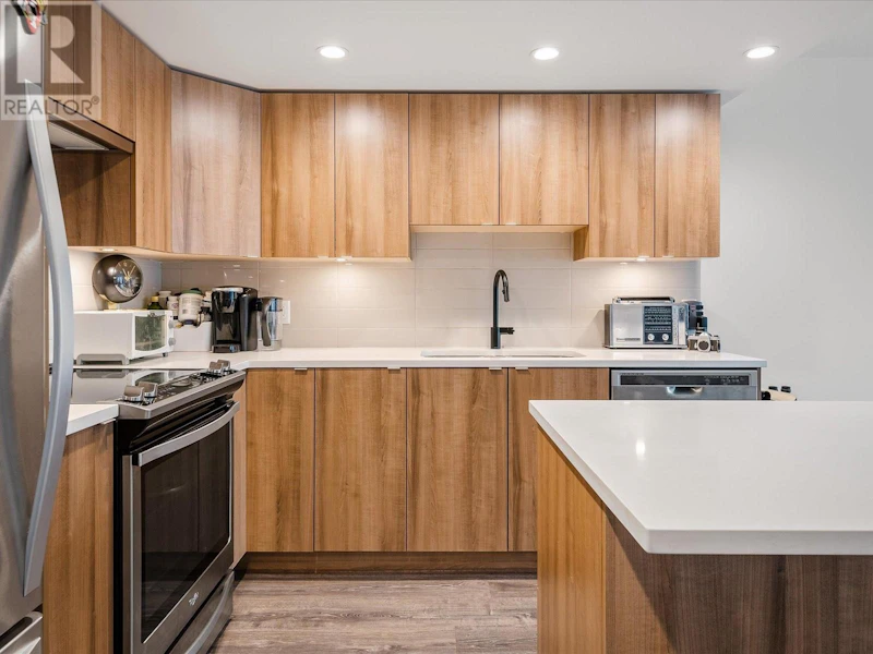 305 - 1365 Pemberton Avenue, Squamish BC
