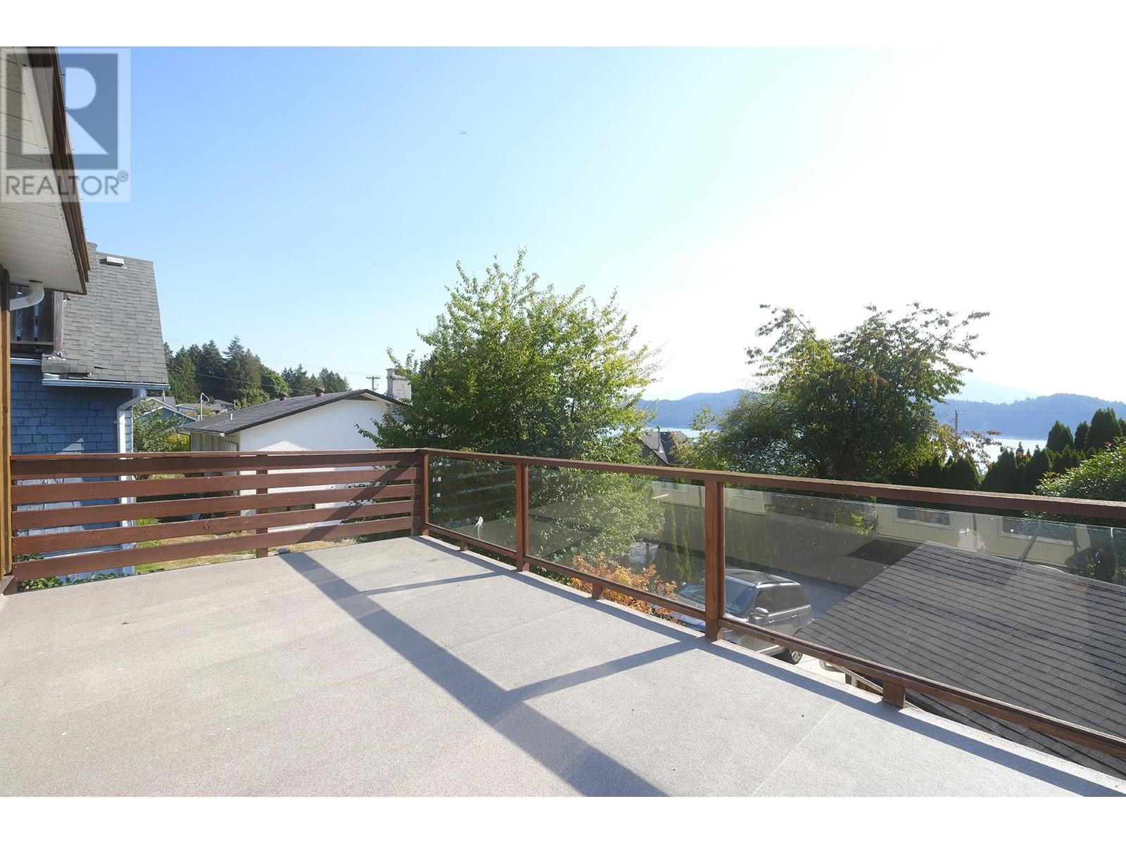 591 Killarney Lane, Gibsons, BC, V0N 1V9